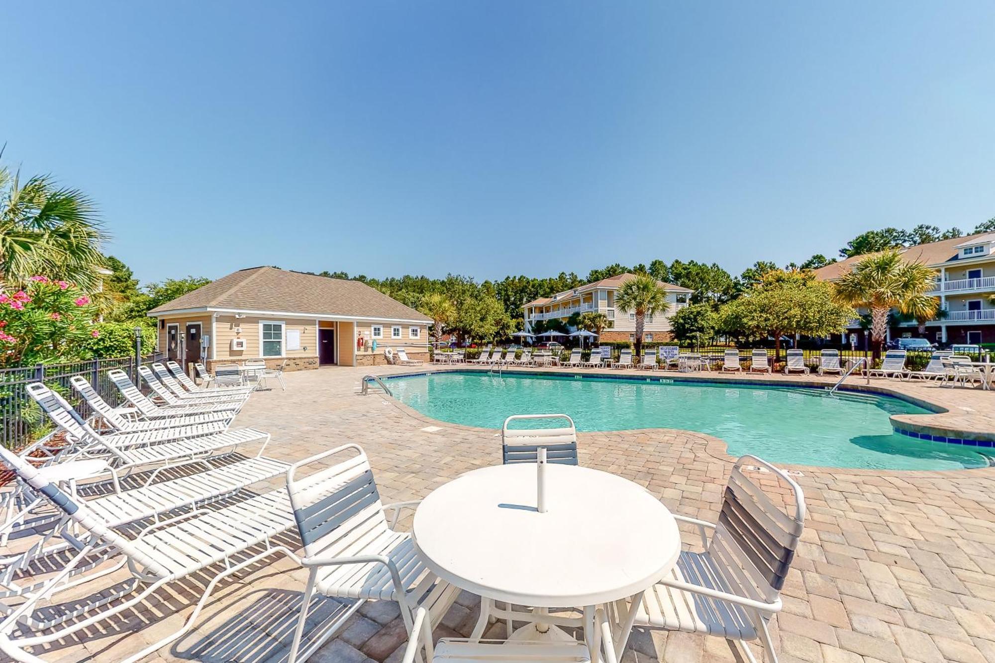 Yellow Daisy & Beach Escape Север Миртл Бич Экстерьер фото