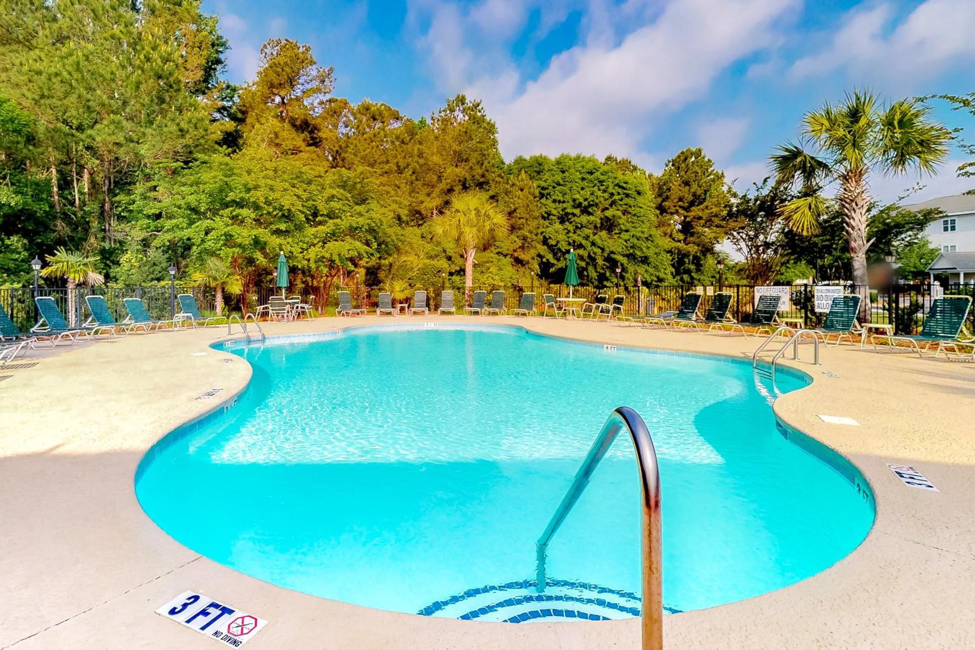 Yellow Daisy & Beach Escape Север Миртл Бич Экстерьер фото